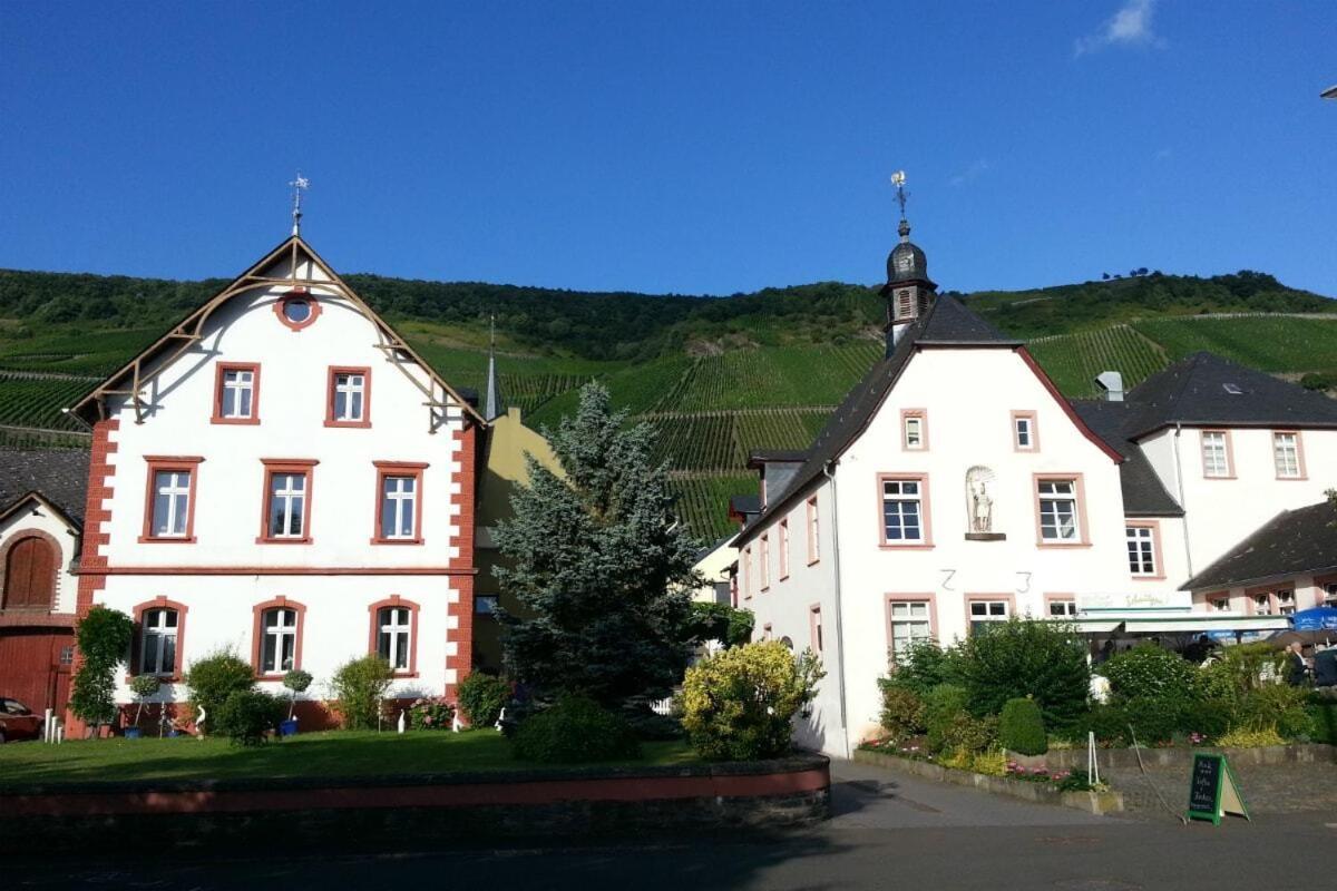 Weinhaus Hotel Zum Josefshof Graach Eksteriør bilde